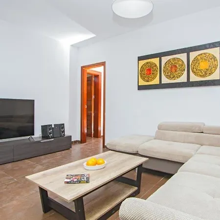 Playa Blanca Sleeps 10 Pool Air Con Wifi Βίλα *