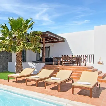 Βίλα Playa Blanca Sleeps 10 Pool Air Con Wifi *