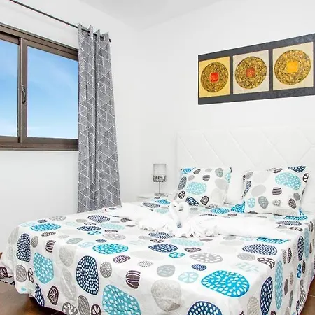Playa Blanca Sleeps 10 Pool Air Con Wifi Villa Playa Blanca (Lanzarote)
